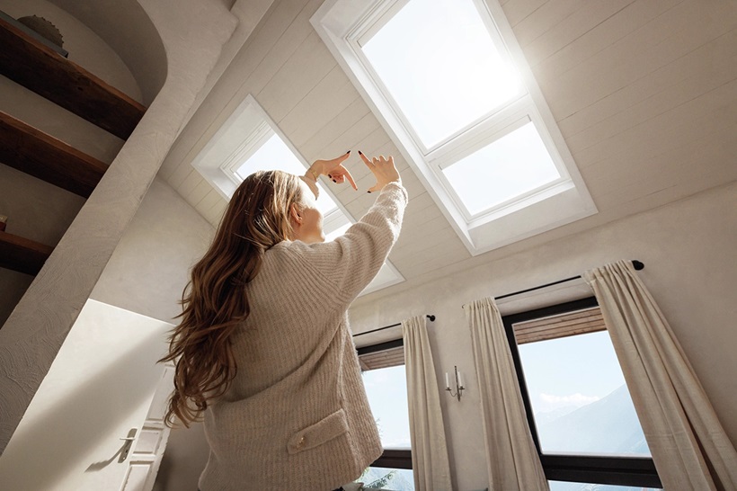 velux jumta logi, dienasgaisma, svaigs gaiss, ventilācija, vēdināšana, dizains, gaisma