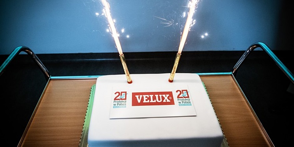 Tort na 20-lecie fabryki VELUx